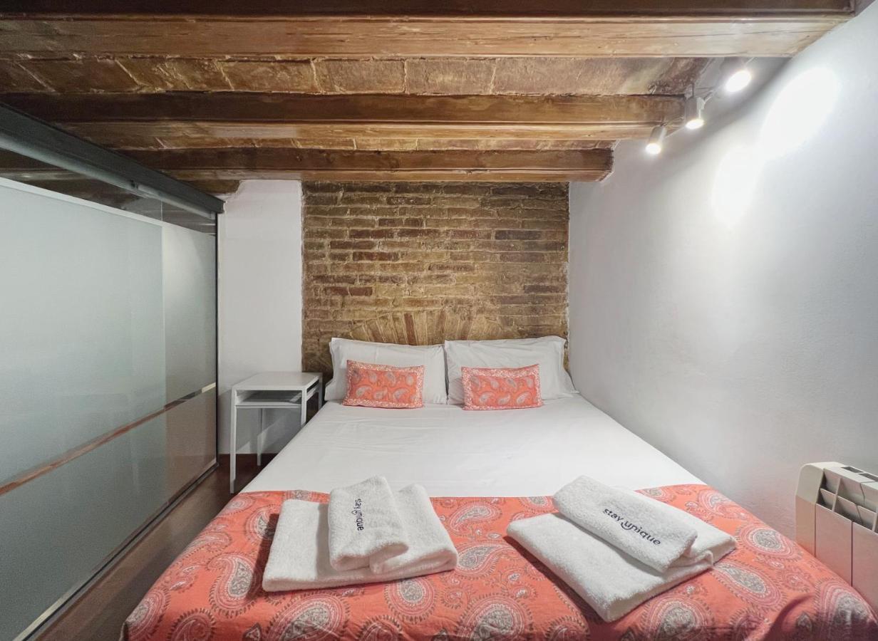 Stay U-Nique Apartments Placa Universitat バルセロナ エクステリア 写真